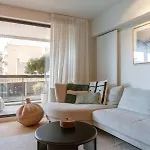 Casiola - Elegant Seaside Getaway In
