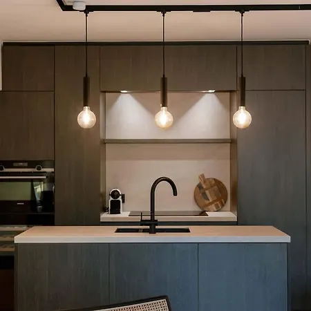 Casiola - Elegant Seaside Getaway In *