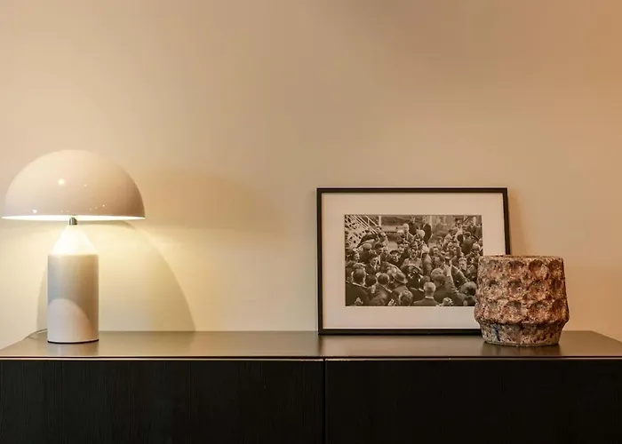 Casiola - Elegant Seaside Getaway In *